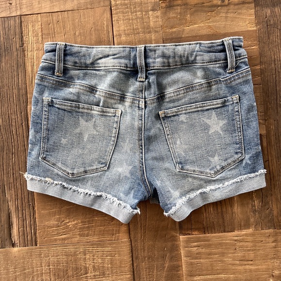 SO Blue Distressed Kids denim Girls Shorts with stars & frayed cuffed hem 10 - Picture 11 of 16